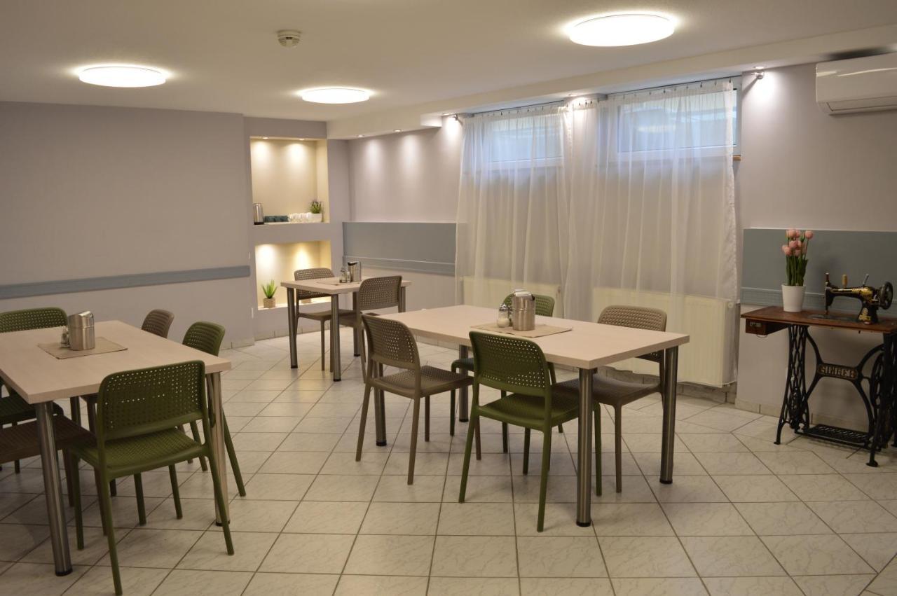 Alfred Panzio Bed and Breakfast Budapest Eksteriør billede