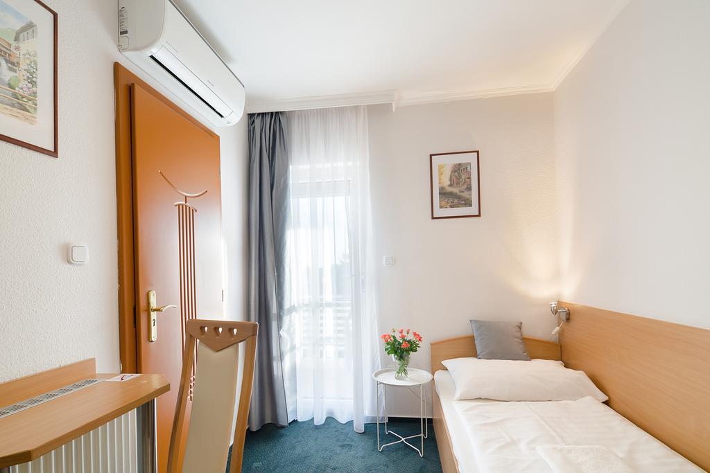 Alfred Panzio Bed and Breakfast Budapest Eksteriør billede