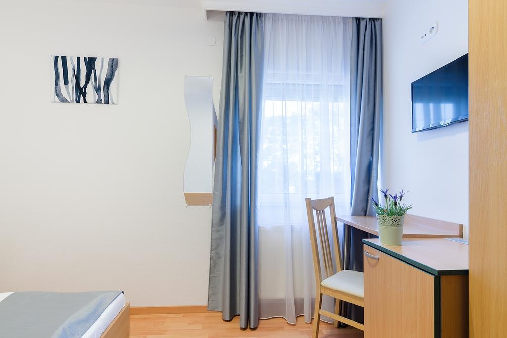 Alfred Panzio Bed and Breakfast Budapest Eksteriør billede