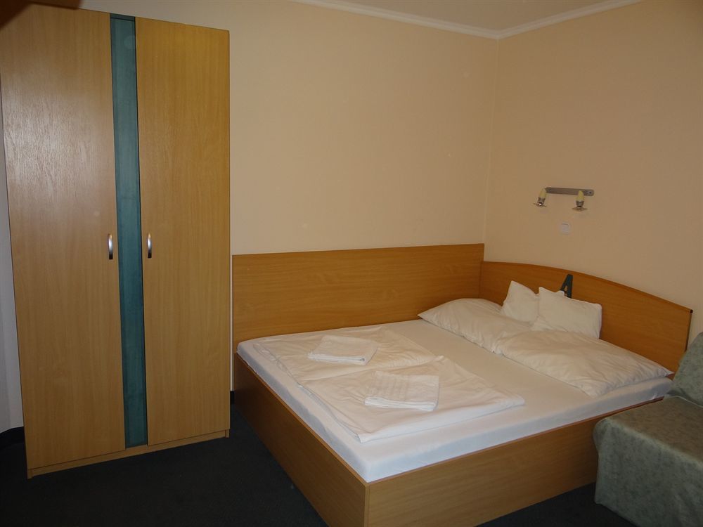 Alfred Panzio Bed and Breakfast Budapest Eksteriør billede